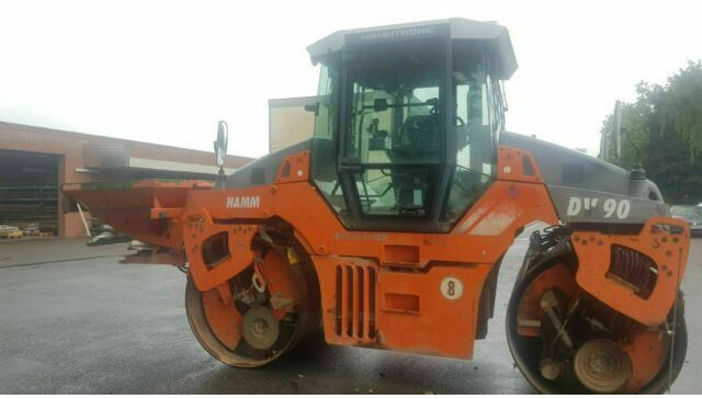 Hamm DV90 VO mit Streuer Klima German Maschine - Veltnis: foto 3 Hamm DV90 VO mit Streuer Klima German Maschine - Veltnis: foto 3