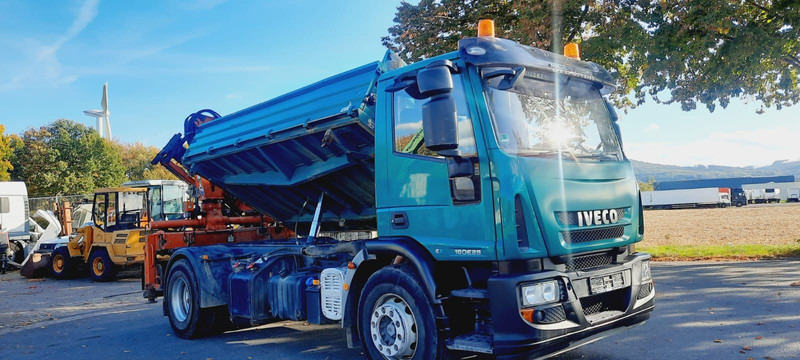 Iveco ML180E28K 4x2 mit Kran/Funk/Greifer - Kravas automašīna pašizgāzējs, Kravas auto ar manipulatoru: foto 4 Iveco ML180E28K 4x2 mit Kran/Funk/Greifer - Kravas automašīna pašizgāzējs, Kravas auto ar manipulatoru: foto 4
