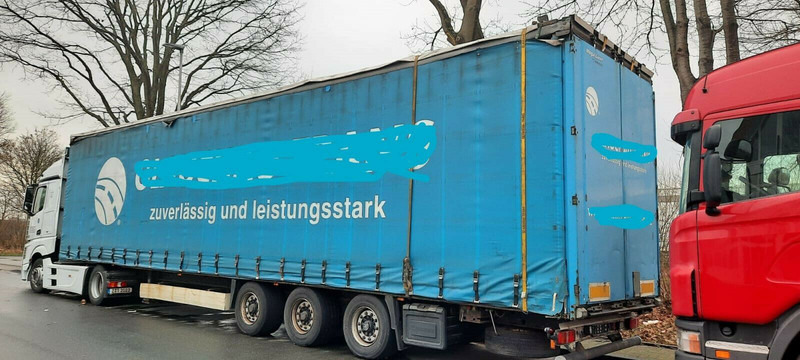 Krone Plane Sprigel Auflieger - Tenta puspiekabe: foto 2 Krone Plane Sprigel Auflieger - Tenta puspiekabe: foto 2