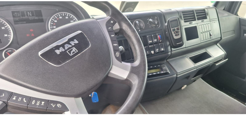 Kravas automašīna ar tentu MAN 12.250 TGM: foto 7