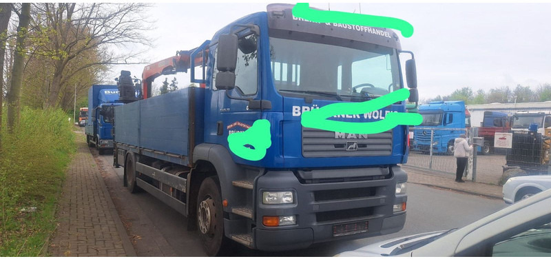 MAN 18.310 Pritsche mit Kran - Bortu kravas automašīna/ Platforma, Kravas auto ar manipulatoru: foto 2 MAN 18.310 Pritsche mit Kran - Bortu kravas automašīna/ Platforma, Kravas auto ar manipulatoru: foto 2