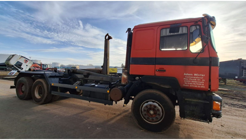 MAN 26.272 K Abroller Blatt/Blatt 6x4 - Pacēlājs ar āķi: foto 5 MAN 26.272 K Abroller Blatt/Blatt 6x4 - Pacēlājs ar āķi: foto 5