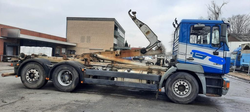 MAN 26.314K 6x2 Blatt/Luft Diff/Sperre - Pacēlājs ar āķi: foto 3 MAN 26.314K 6x2 Blatt/Luft Diff/Sperre - Pacēlājs ar āķi: foto 3
