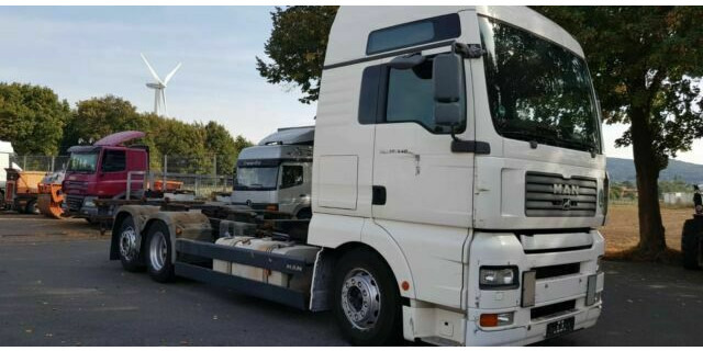MAN 26.440 TGA BDF 6x2 German Truck - Šasija kravas automašīna: foto 3 MAN 26.440 TGA BDF 6x2 German Truck - Šasija kravas automašīna: foto 3