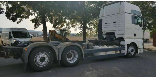 MAN 26.440 TGA BDF 6x2 German Truck - Šasija kravas automašīna: foto 5 MAN 26.440 TGA BDF 6x2 German Truck - Šasija kravas automašīna: foto 5