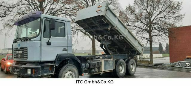 MAN 33.360K 6x4 Blatt/Blatt AP-Achse - Kravas automašīna pašizgāzējs: foto 2 MAN 33.360K 6x4 Blatt/Blatt AP-Achse - Kravas automašīna pašizgāzējs: foto 2