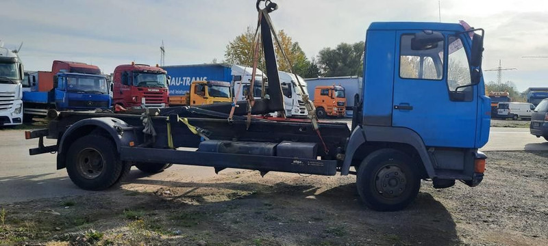 MAN L2000 Abrollkipper - Pacēlājs ar āķi: foto 3 MAN L2000 Abrollkipper - Pacēlājs ar āķi: foto 3