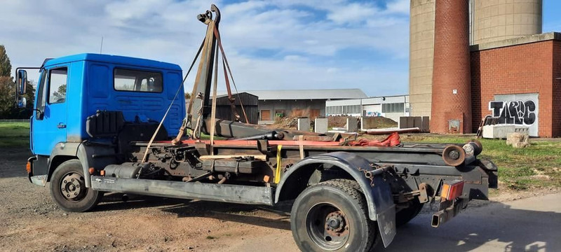 MAN L2000 Abrollkipper - Pacēlājs ar āķi: foto 2 MAN L2000 Abrollkipper - Pacēlājs ar āķi: foto 2