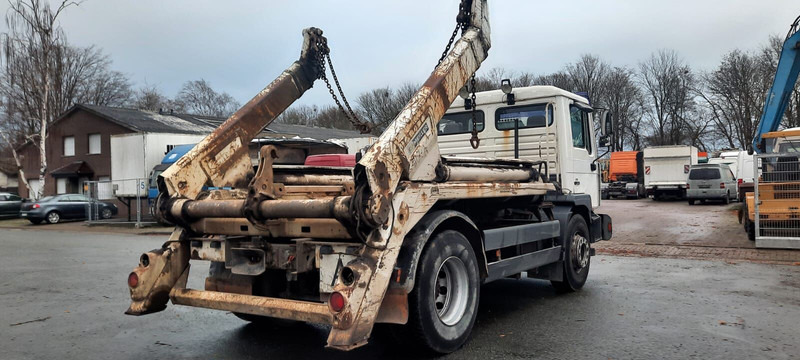 MAN M38 - Būvgružu konteineru vedējs: foto 4 MAN M38 - Būvgružu konteineru vedējs: foto 4