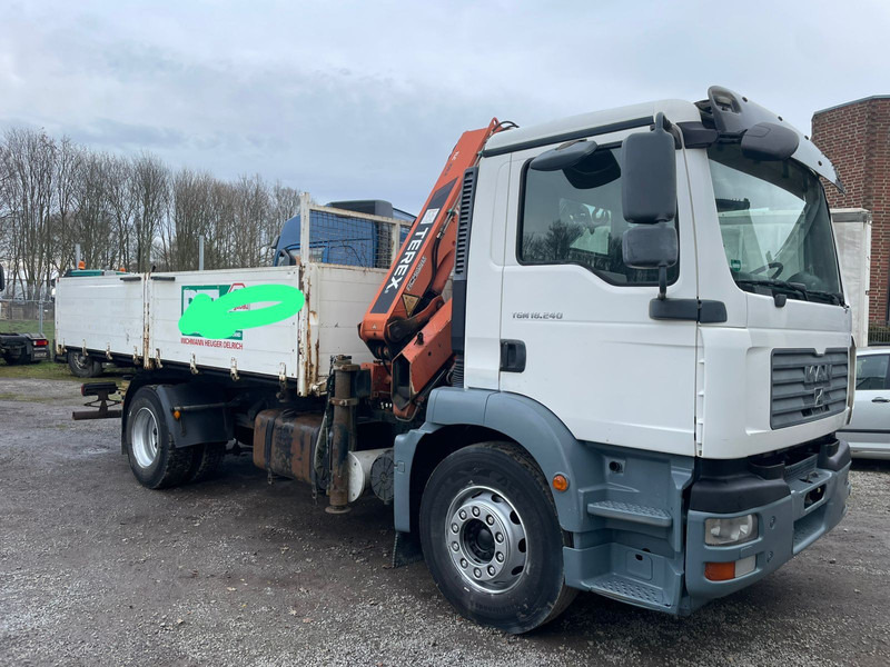 MAN TGM 18.240PS 4x2 3.S-Kipper mit Kran - Kravas automašīna pašizgāzējs, Kravas auto ar manipulatoru: foto 4 MAN TGM 18.240PS 4x2 3.S-Kipper mit Kran - Kravas automašīna pašizgāzējs, Kravas auto ar manipulatoru: foto 4