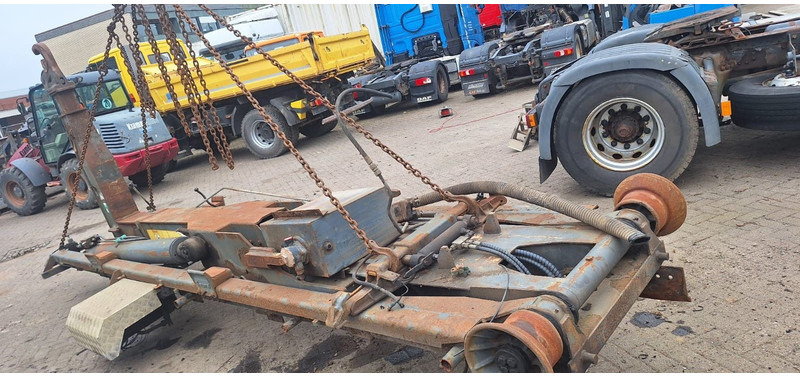 MARREL Aufbau Hakenabroller Marrel für 3Achser - Būvgružu konteineru/ Pacēlāji ar āķi sistēma: foto 3 MARREL Aufbau Hakenabroller Marrel für 3Achser - Būvgružu konteineru/ Pacēlāji ar āķi sistēma: foto 3