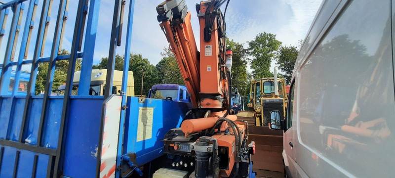 Mercedes-Benz 1828 Pritsche+Glastransport - Bortu kravas automašīna/ Platforma, Kravas auto ar manipulatoru: foto 4 Mercedes-Benz 1828 Pritsche+Glastransport - Bortu kravas automašīna/ Platforma, Kravas auto ar manipulatoru: foto 4