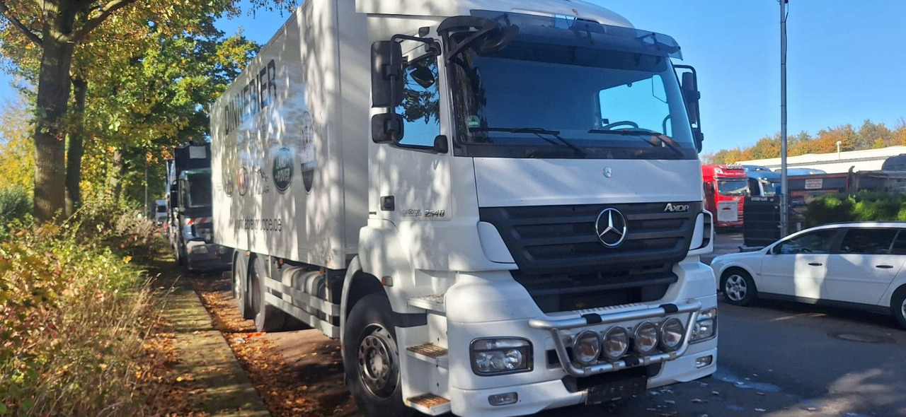 Mercedes-Benz 2540 Koffer mit LBW - Kravas automašīna ar slēgto virsbūvi: foto 3 Mercedes-Benz 2540 Koffer mit LBW - Kravas automašīna ar slēgto virsbūvi: foto 3