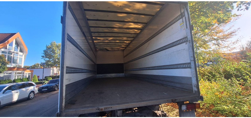 Mercedes-Benz 2540 Koffer mit LBW - Kravas automašīna ar slēgto virsbūvi: foto 5 Mercedes-Benz 2540 Koffer mit LBW - Kravas automašīna ar slēgto virsbūvi: foto 5