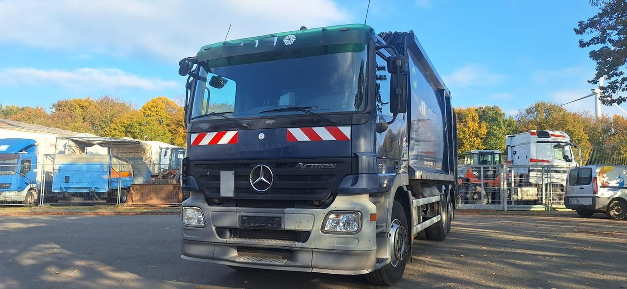 Mercedes-Benz 2632 Müllwgen 6x2 M.Haus E5 Blatt/Luft - Atkritumu vedējs: foto 1 Mercedes-Benz 2632 Müllwgen 6x2 M.Haus E5 Blatt/Luft - Atkritumu vedējs: foto 1