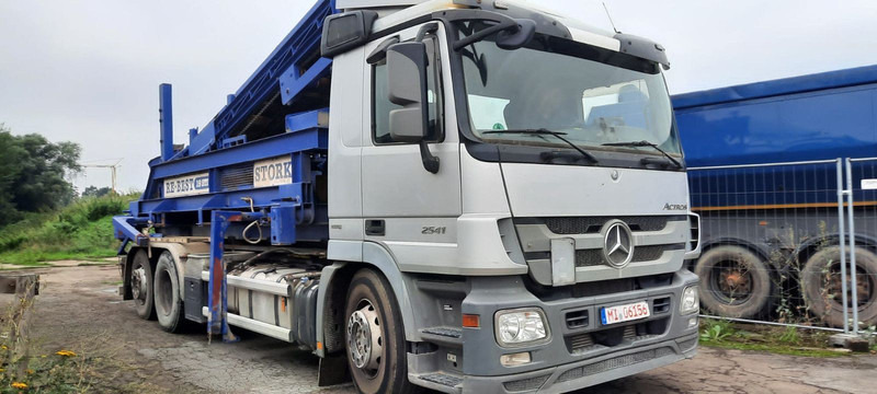 Mercedes-Benz 2641K 6x2 Abroller Klima - Pacēlājs ar āķi: foto 2 Mercedes-Benz 2641K 6x2 Abroller Klima - Pacēlājs ar āķi: foto 2