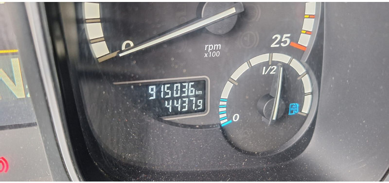 Mercedes-Benz 2642 BDF - Kravas automašīna ar tentu: foto 5 Mercedes-Benz 2642 BDF - Kravas automašīna ar tentu: foto 5