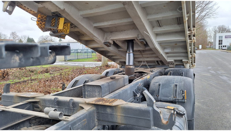 Mercedes-Benz 2651 3351K 6x6 HD Arocs 5 Nur Aufbau - Kravas automašīna pašizgāzējs: foto 3 Mercedes-Benz 2651 3351K 6x6 HD Arocs 5 Nur Aufbau - Kravas automašīna pašizgāzējs: foto 3