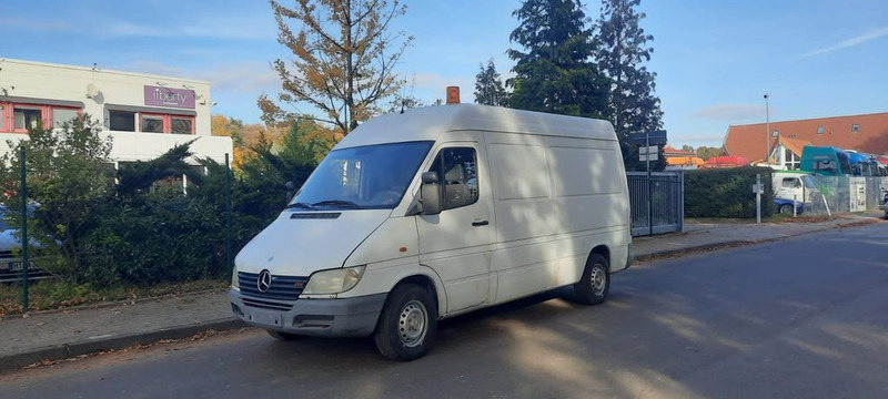 Mercedes-Benz 300-serie 311 Lang Hoch German Truck - Kravas mikroautobuss: foto 2 Mercedes-Benz 300-serie 311 Lang Hoch German Truck - Kravas mikroautobuss: foto 2