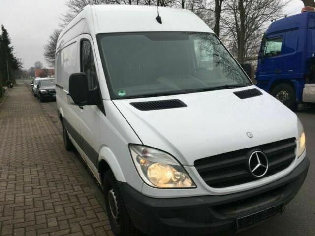 Mercedes-Benz 313 cdi Sprinter German Truck - Kravas mikroautobuss: foto 3 Mercedes-Benz 313 cdi Sprinter German Truck - Kravas mikroautobuss: foto 3