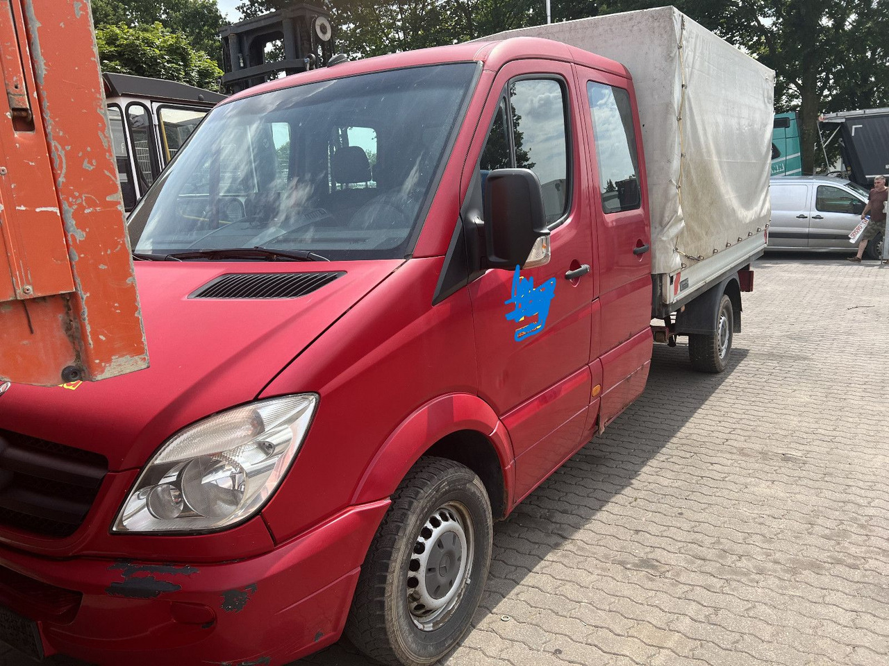 Mercedes-Benz 319 Doka - Furgons ar tentu, Kravas-pasažieru furgons: foto 5 Mercedes-Benz 319 Doka - Furgons ar tentu, Kravas-pasažieru furgons: foto 5