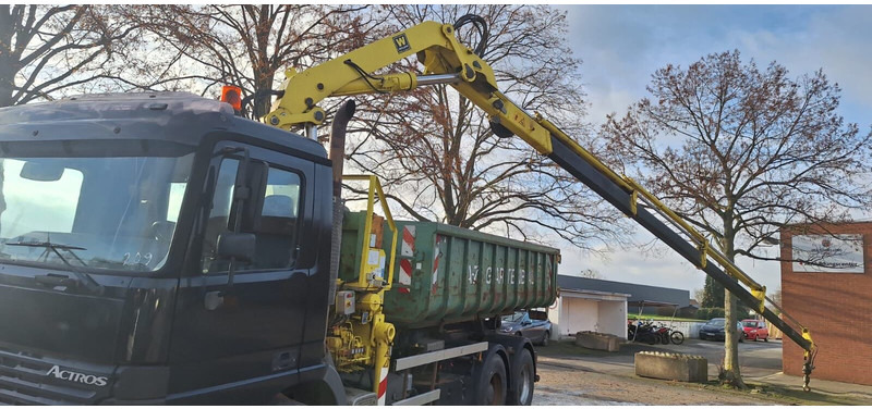 Mercedes-Benz 3335 - Pacēlājs ar āķi, Kravas auto ar manipulatoru: foto 1 Mercedes-Benz 3335 - Pacēlājs ar āķi, Kravas auto ar manipulatoru: foto 1