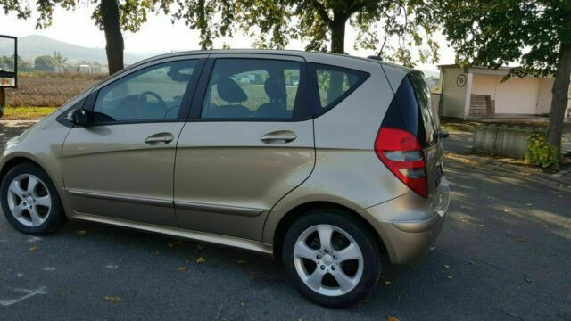 Mercedes-Benz A 200 CDI - Vieglā automašīna: foto 4 Mercedes-Benz A 200 CDI - Vieglā automašīna: foto 4