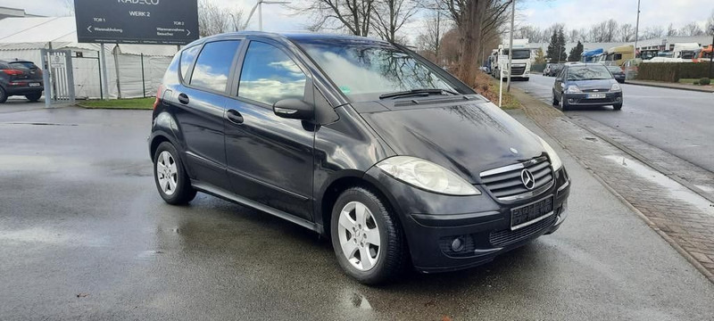 Mercedes-Benz A-Klasse 180 CDI AVANTGARDE - Hečbeks: foto 2 Mercedes-Benz A-Klasse 180 CDI AVANTGARDE - Hečbeks: foto 2