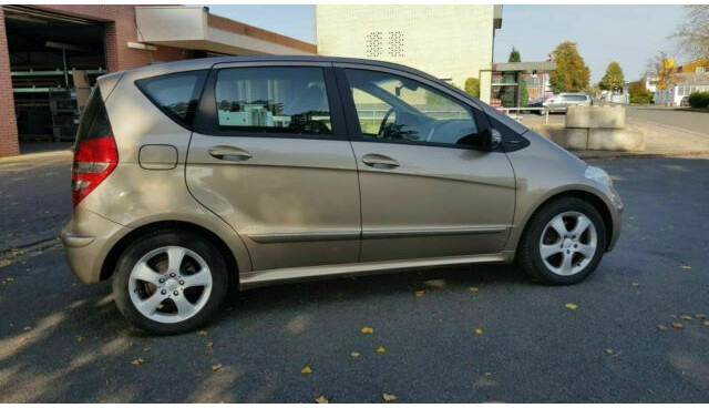 Mercedes-Benz A-Klasse 200 CDI - Vieglā automašīna: foto 2 Mercedes-Benz A-Klasse 200 CDI - Vieglā automašīna: foto 2