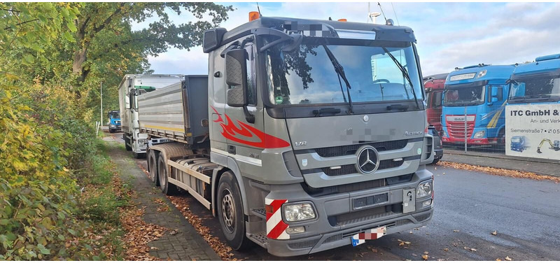 Mercedes-Benz Actros 2651 V8 6x4 - Kravas automašīna pašizgāzējs: foto 2 Mercedes-Benz Actros 2651 V8 6x4 - Kravas automašīna pašizgāzējs: foto 2