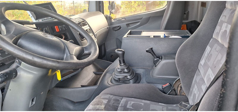 Kravas automašīna ar slēgto virsbūvi Mercedes-Benz Atego 1223: foto 10 Kravas automašīna ar slēgto virsbūvi Mercedes-Benz Atego 1223: foto 10