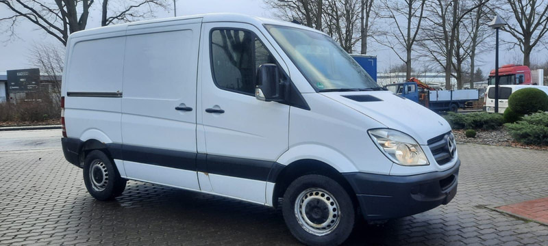 Mercedes-Benz Sprinter 316 Kastenwagen - Mazs furgons: foto 1 Mercedes-Benz Sprinter 316 Kastenwagen - Mazs furgons: foto 1