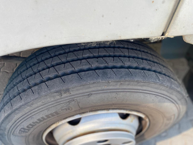 Kravas automašīna ar tentu Mercedes-Benz Sprinter 818 Pritsche Plane: foto 8
