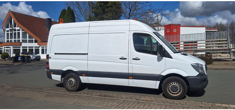 Mercedes-Benz Sprinter II Kasten 216CDI Lang/Hoch - Mazs furgons: foto 2 Mercedes-Benz Sprinter II Kasten 216CDI Lang/Hoch - Mazs furgons: foto 2