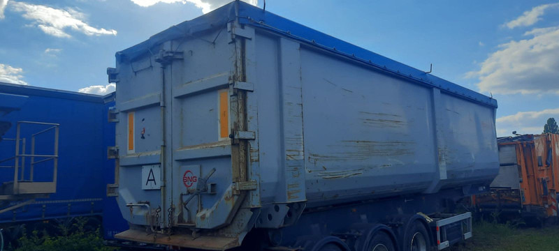 Schmitz Cargobull 3-Achser/Stahlmulde 53m3 - Puspiekabe pašizgāzējs: foto 1 Schmitz Cargobull 3-Achser/Stahlmulde 53m3 - Puspiekabe pašizgāzējs: foto 1