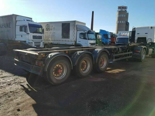 Schmitz Cargobull Containerchassi 3-Achser Luftgefedert ABS - Puspiekabe noņemamā virsbūve/ Konteineru vedējs: foto 1 Schmitz Cargobull Containerchassi 3-Achser Luftgefedert ABS - Puspiekabe noņemamā virsbūve/ Konteineru vedējs: foto 1