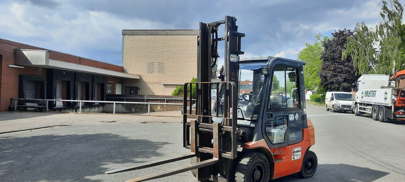 Toyota 42-7FGF20 - Gāzes iekrāvējs: foto 4 Toyota 42-7FGF20 - Gāzes iekrāvējs: foto 4