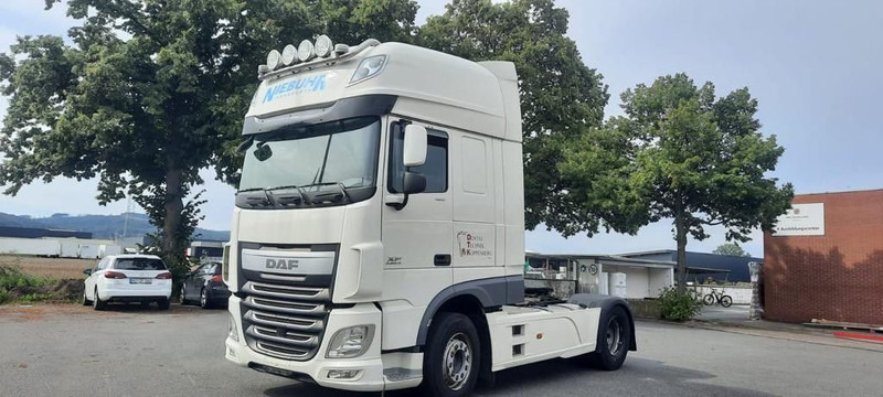 DAF XF 106/460 SSC Vollausstattung - Vilcējs: foto 1 DAF XF 106/460 SSC Vollausstattung - Vilcējs: foto 1