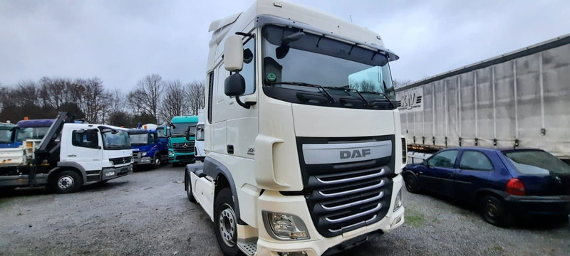 DAF XF106- 460 Space Cap Vollaustt.Top Top Zus - Vilcējs: foto 1 DAF XF106- 460 Space Cap Vollaustt.Top Top Zus - Vilcējs: foto 1