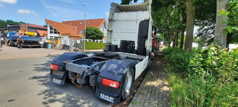 DAF XF106-460PS 1-Hand - Vilcējs: foto 4 DAF XF106-460PS 1-Hand - Vilcējs: foto 4