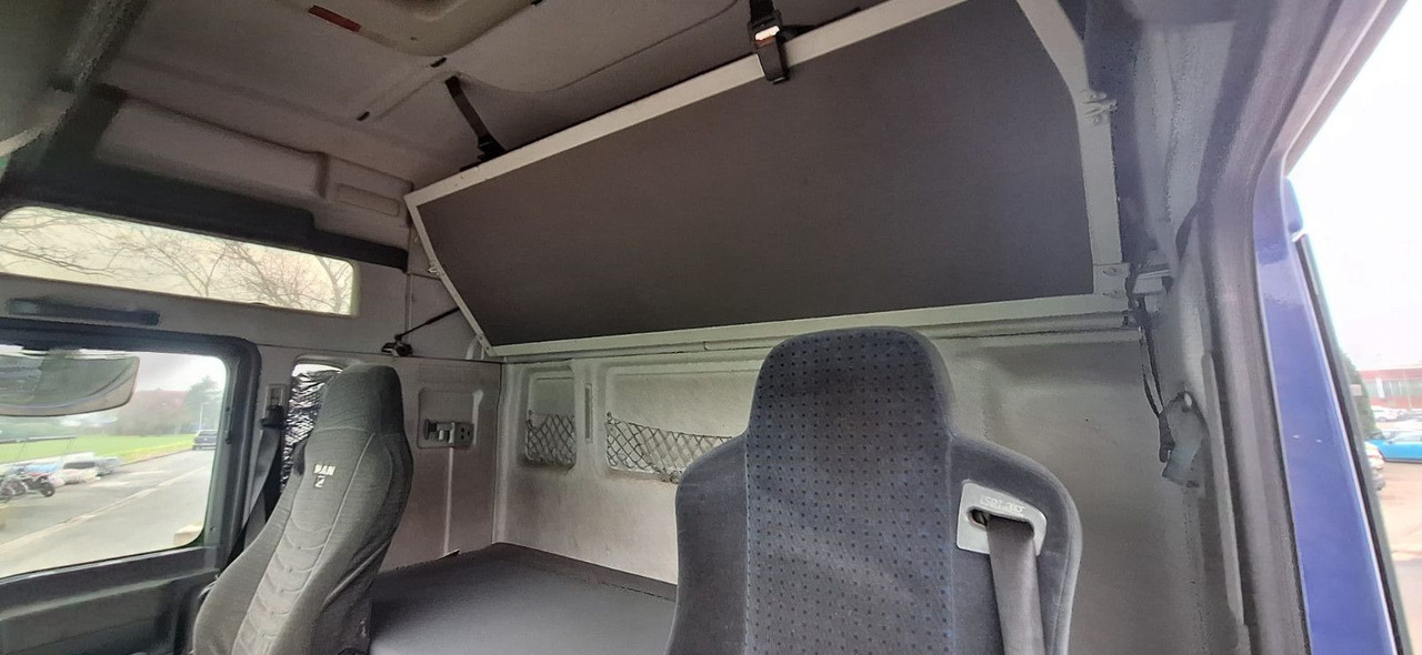 MAN 18.430 TGA G/Haus Hochdach xxl - Vilcējs: foto 5 MAN 18.430 TGA G/Haus Hochdach xxl - Vilcējs: foto 5