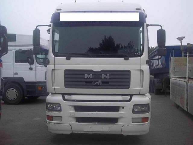 MAN 18.430TGA XXL Euro4 Anloger Tacho Vollausst - Vilcējs: foto 3 MAN 18.430TGA XXL Euro4 Anloger Tacho Vollausst - Vilcējs: foto 3
