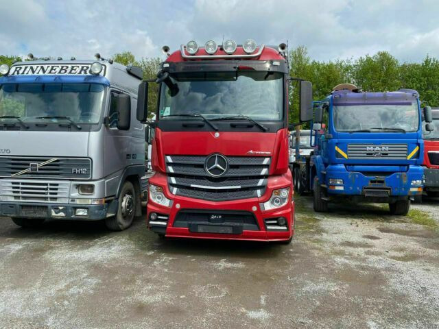 Mercedes-Benz 1842 Actros MP4 G.Haus/Hochdach Vollbaust - Vilcējs: foto 2 Mercedes-Benz 1842 Actros MP4 G.Haus/Hochdach Vollbaust - Vilcējs: foto 2