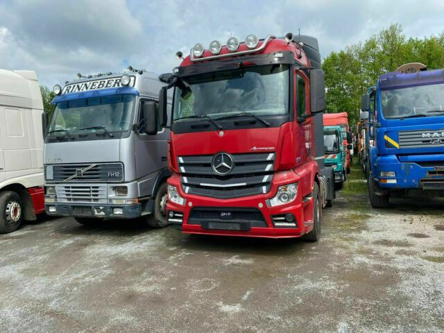 Mercedes-Benz 1842 Actros MP4 Kipperhydraulik - Vilcējs: foto 1 Mercedes-Benz 1842 Actros MP4 Kipperhydraulik - Vilcējs: foto 1