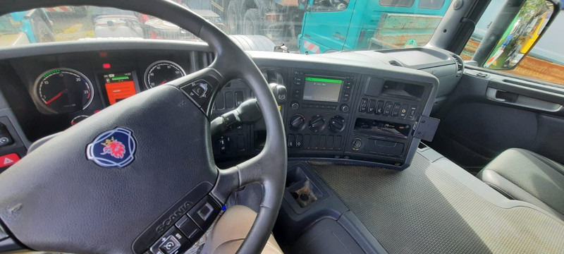 Scania P360 SZM - Vilcējs: foto 4 Scania P360 SZM - Vilcējs: foto 4