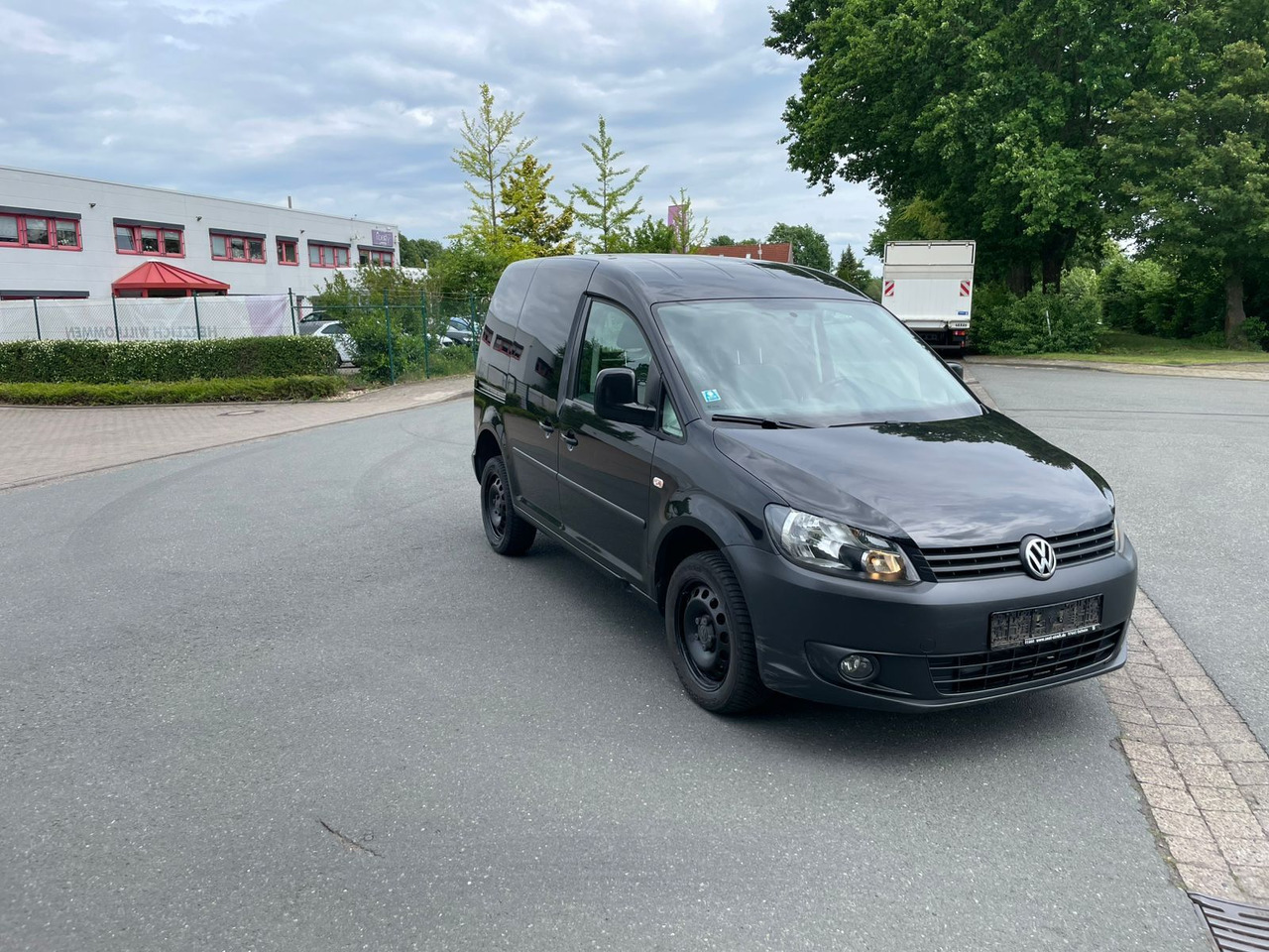 Volkswagen Caddy Kasten/Kombi Kasten 4Motion - Mazs furgons: foto 1 Volkswagen Caddy Kasten/Kombi Kasten 4Motion - Mazs furgons: foto 1