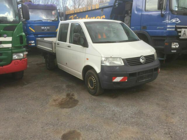 Volkswagen T5 Pritsche Doka - Automašīna ar kravas platformu, Kravas-pasažieru furgons: foto 1 Volkswagen T5 Pritsche Doka - Automašīna ar kravas platformu, Kravas-pasažieru furgons: foto 1