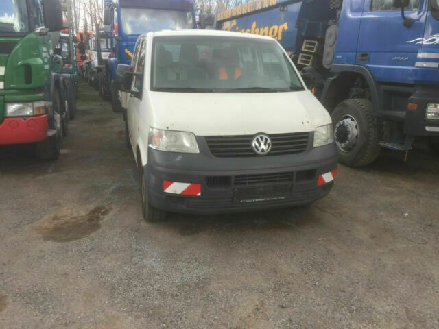 Volkswagen T5 Pritsche Doka - Automašīna ar kravas platformu, Kravas-pasažieru furgons: foto 2 Volkswagen T5 Pritsche Doka - Automašīna ar kravas platformu, Kravas-pasažieru furgons: foto 2