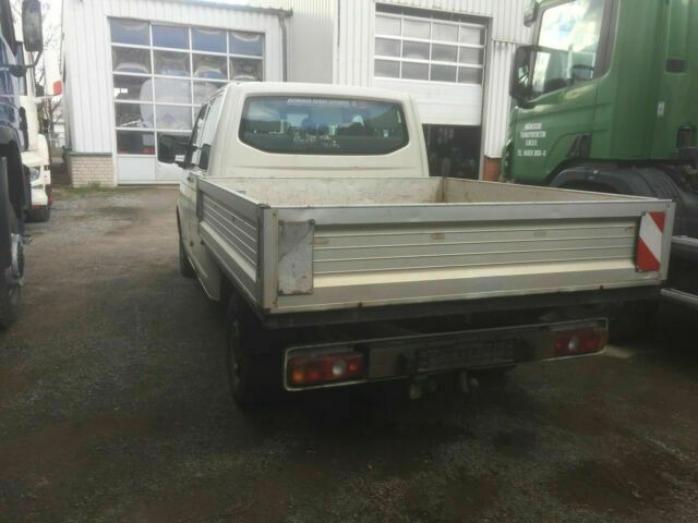 Volkswagen T5 Pritsche Doka - Automašīna ar kravas platformu, Kravas-pasažieru furgons: foto 4 Volkswagen T5 Pritsche Doka - Automašīna ar kravas platformu, Kravas-pasažieru furgons: foto 4