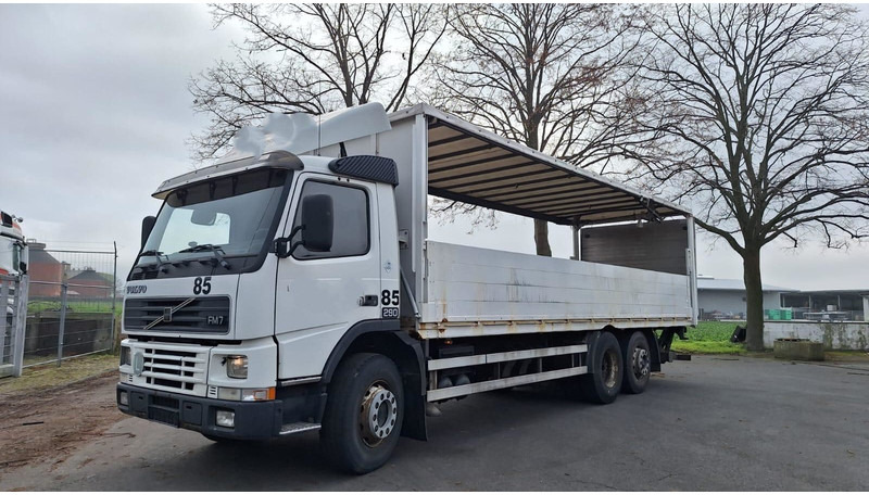 Volvo FM7 6x2 Koffer 3x vorhanden - Bortu kravas automašīna/ Platforma: foto 1 Volvo FM7 6x2 Koffer 3x vorhanden - Bortu kravas automašīna/ Platforma: foto 1